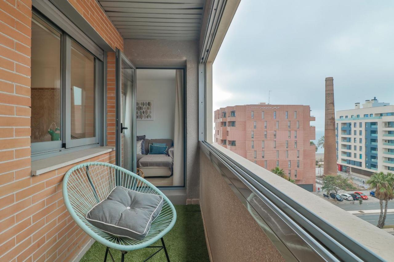 Appartamento C13 Seaside Málaga with pool&parking Esterno foto